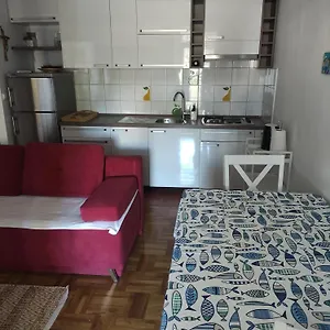Apartman Vesna 4 Persons Njivice